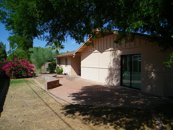 3rd image of 839 W Mountain View Dr