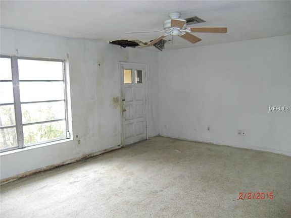 2nd image of 1039 Deltona Blvd