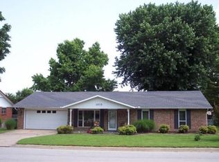 1105 W Linda Ln, Rogers, AR 72758