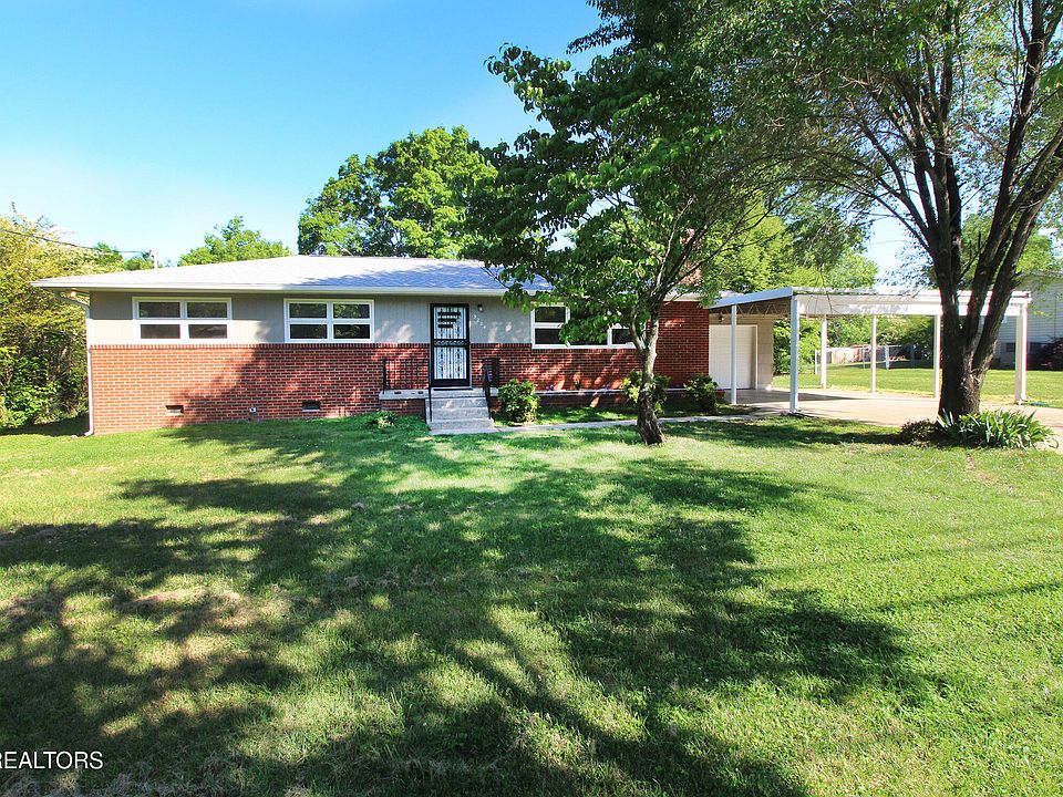 1st image of 3204 Walnoaks Rd