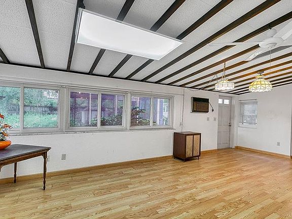 5th image of 4848 Big Oaks Ln