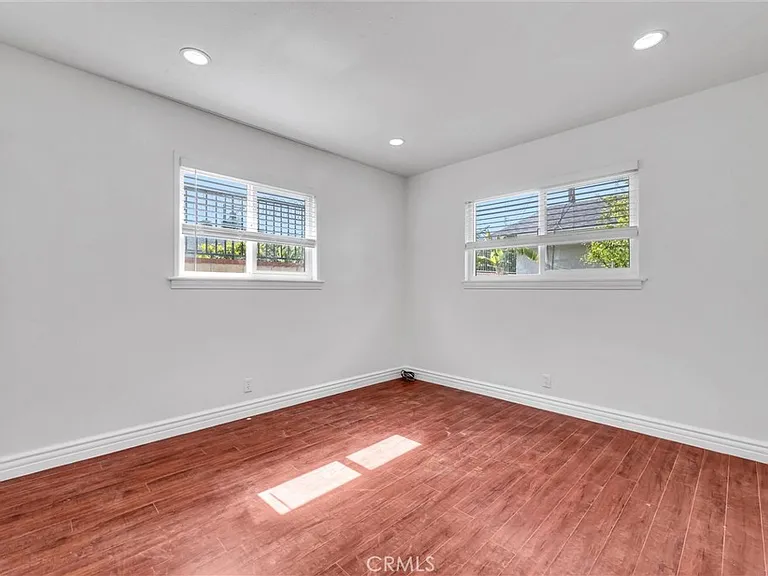 8801 Mays Ave — Photo 17