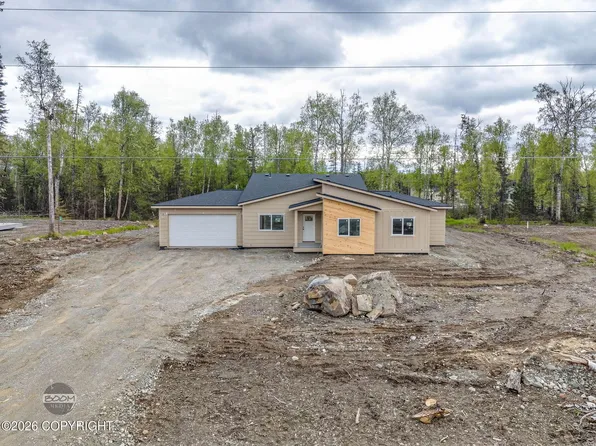 9462 W Palermo Cir, Wasilla, AK 99623