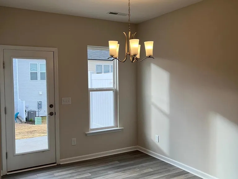 1406 Smoky Mountains St — Photo 16