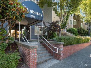 2350 10th Ave E APT 213, Seattle, WA 98102
