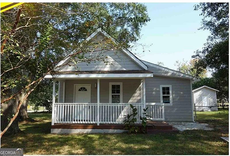 14 Weaver St photo 1