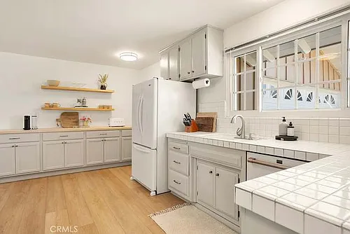 14012 Lambeth Way Photo 1