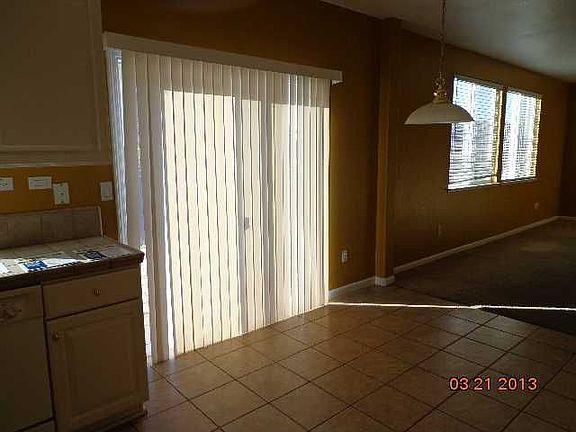 2nd image of 1707 Shoreline Dr