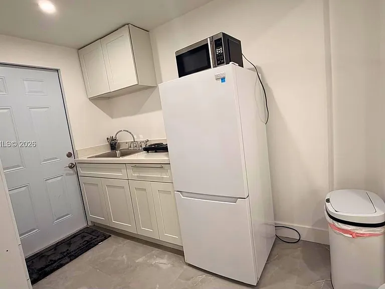 2255 SW 33rd Ave #1 — Photo 35