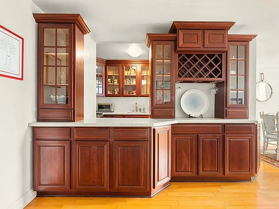 4th image of 32 Gramercy Park S APT 5G