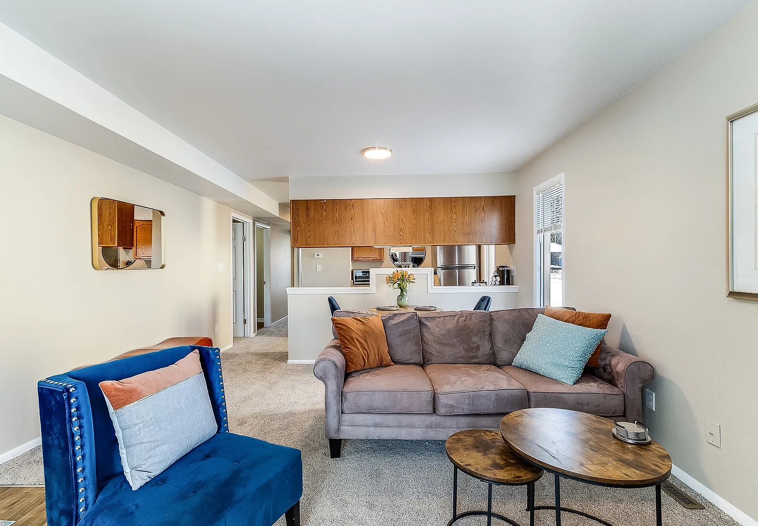 2 bed, 900 sqft, $1,295 — Photo 1