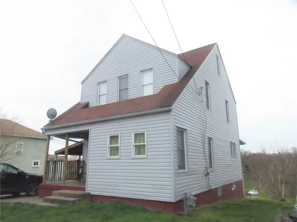 55 Reppert Blvd N, Uniontown, PA 15401