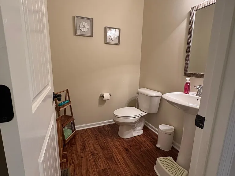 524 Fort Lee Ct — Photo 22