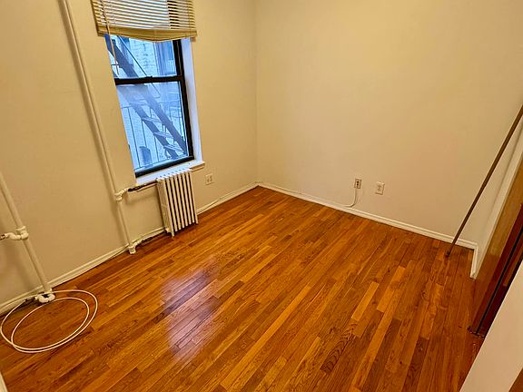 4th image of 3074 32nd St APT 7