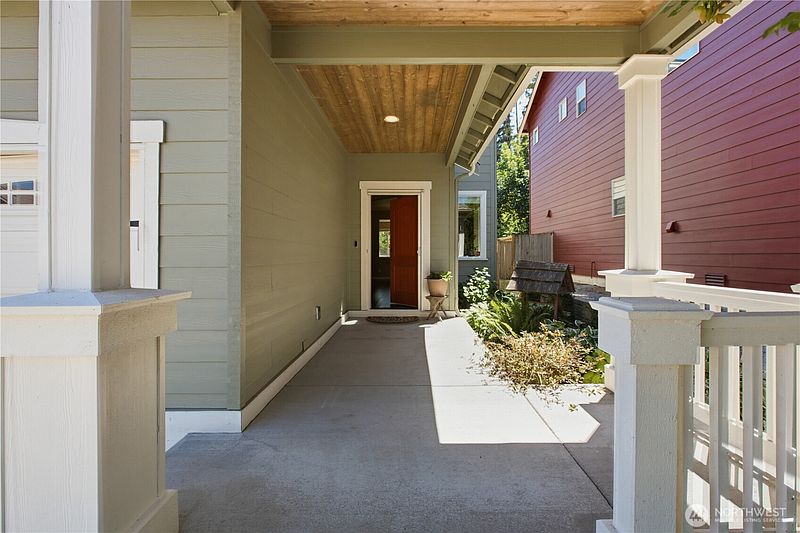 3rd image of 2404 57th Street SE