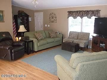 2nd image of 125 Shady Pines Ln