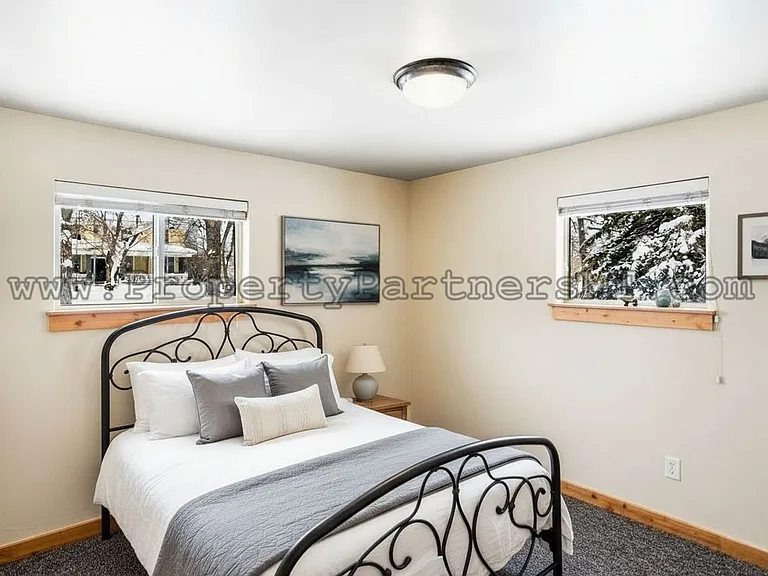 215 N Quaw Blvd — Photo 14
