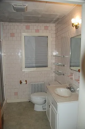 3 bed, 1.5 bath, 1232 sqft, $2,895 — Photo 4