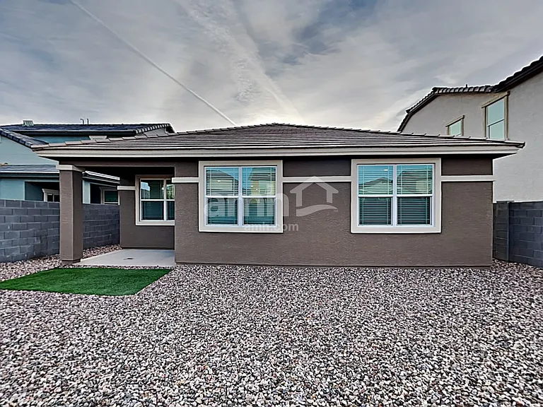 21481 S 231st St — Photo 20