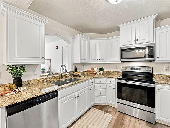 2nd image of 1045 S 1700 W APT 321