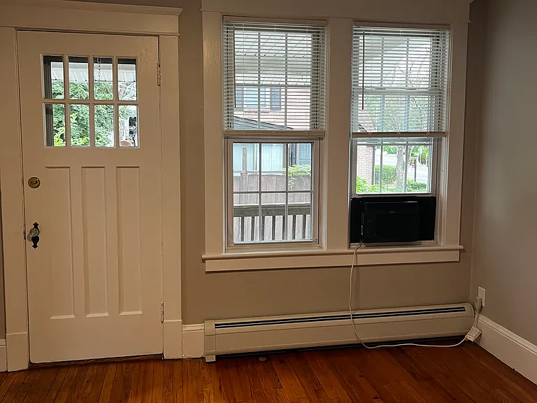 92 Lyman St #1 — Photo 5