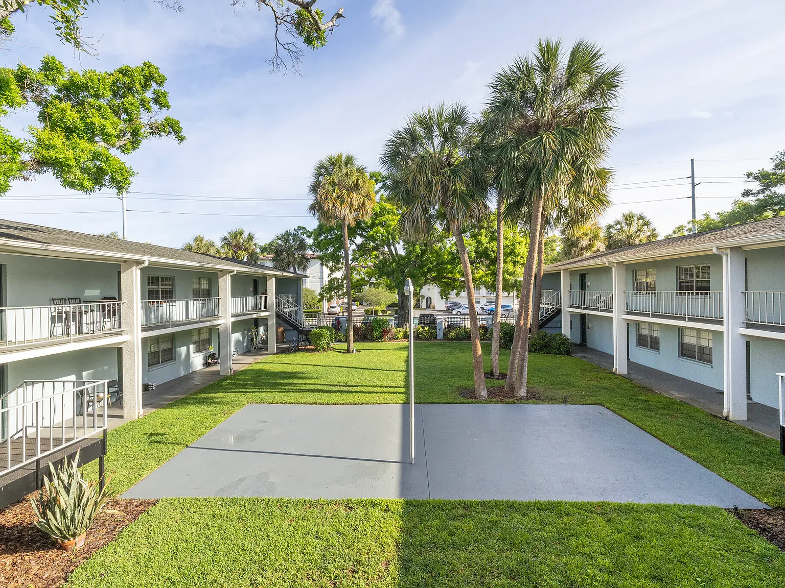 Tara House West Apartments — Photo 3