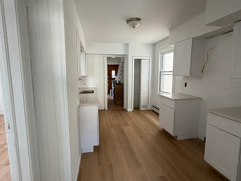106 Washington Ave — Photo 7