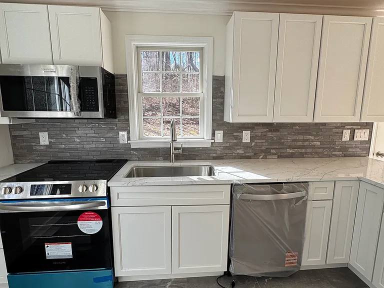 203 Boston Post Rd — Photo 5