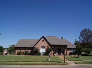 6430 Quail Ridge Dr, Memphis, TN 38135