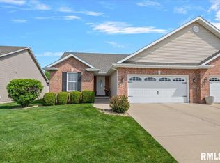 3303 Lakemere Dr, Springfield, IL 62711