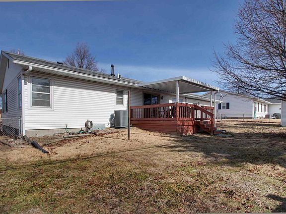 3rd image of 3608 Columbus Rd