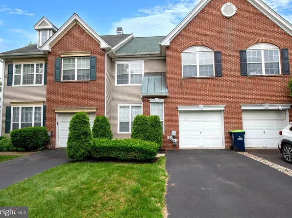 773 Martingale Rd, Schwenksville, PA 19473