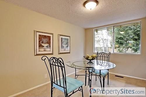 5th image of 11818 104th Ave NE