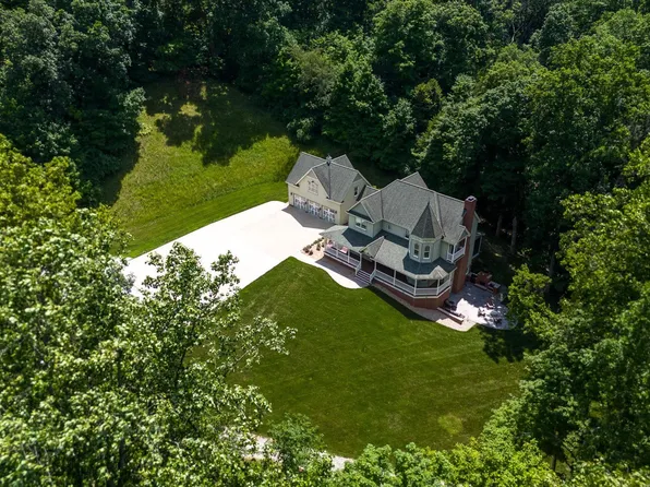 818 Emerald Dr, Lafayette, IN 47905