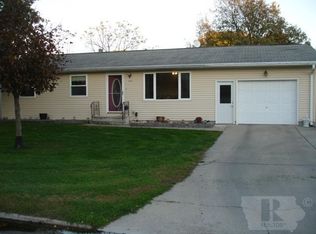 404 N 13th St, Sac City, IA 50583