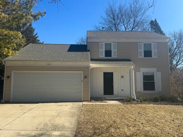 1425 Riverwood Dr, Algonquin, IL 60102