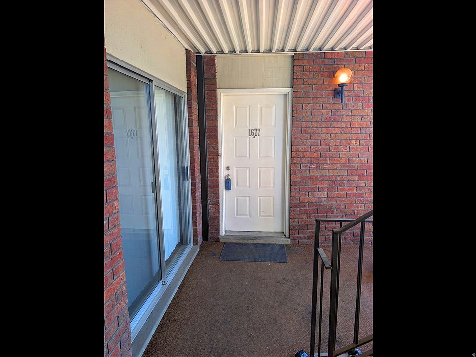 1st image of 1677 N Hickory Ln W