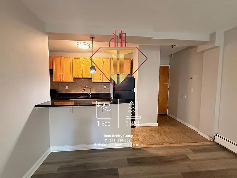 37-39 Duncan Ave #1B — Photo 2