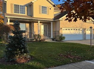 1521 Birdie Way, Chesterton, IN 46304