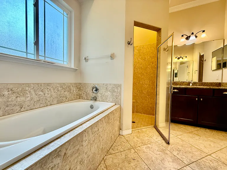 7646 SW 81st Way — Photo 9
