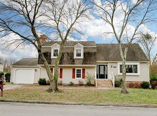 913 Ayrshire Rd, Colonial Heights, VA 23834