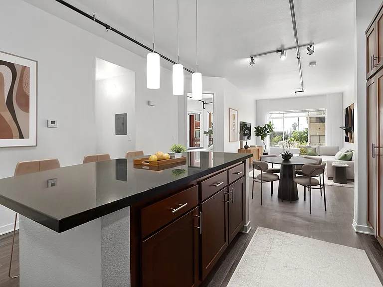 San Pedro Bank Lofts — Photo 11
