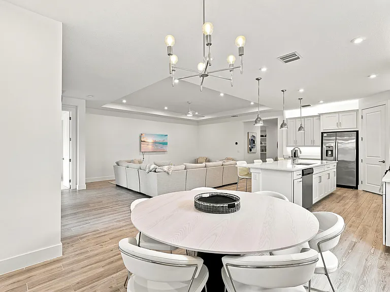 11724 SW Aquila Way — Photo 16