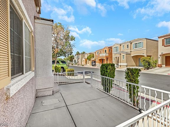 5th image of 10335 Beautiful Fruit St