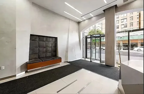 Rented by Metropolitan Property Group | media 11