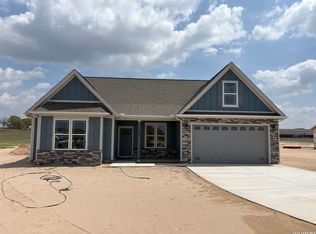 112 Muirfield St, La Vernia, TX 78121
