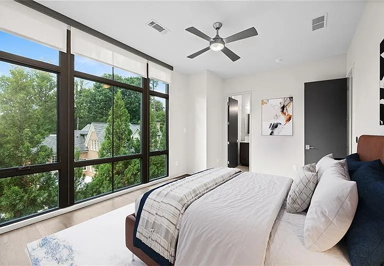 721 Longleaf Dr NE #6 — Photo 15