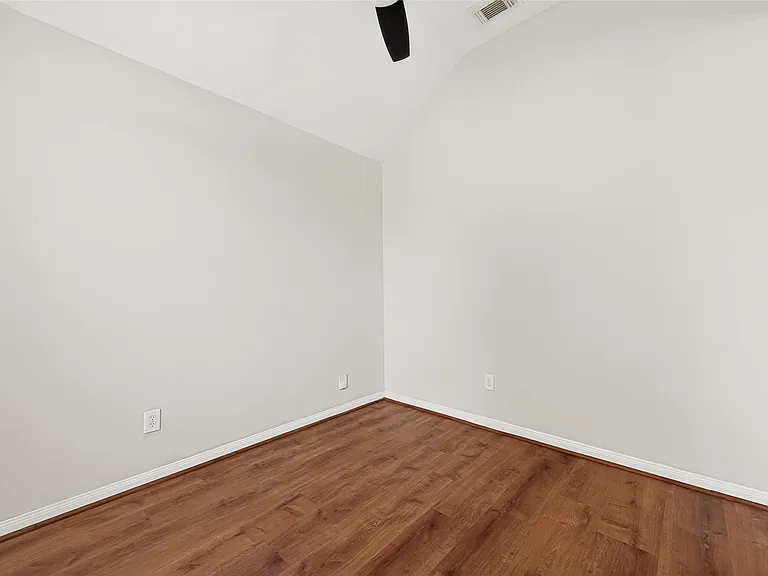6030 Wildbriar Ln — Photo 9