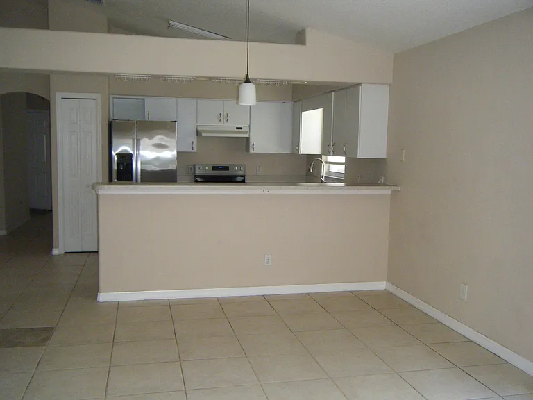 Kitchen with a dinning space