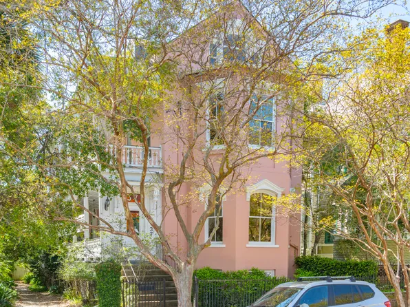 37 Smith St, Charleston, SC 29401